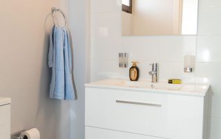 airbnb ανακαίνιση μπάνιου